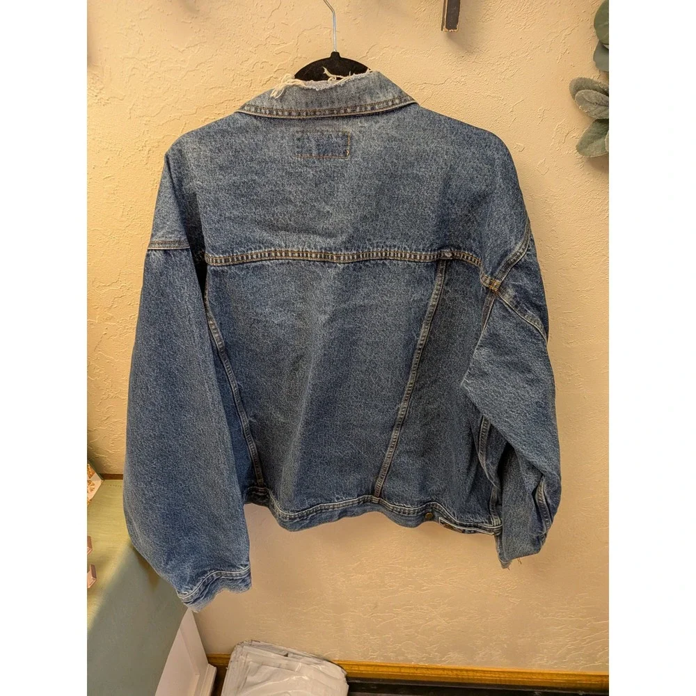 Wrangler Rugged Wear Men's Denim Jacket Blue Classic Fit Trucker Style